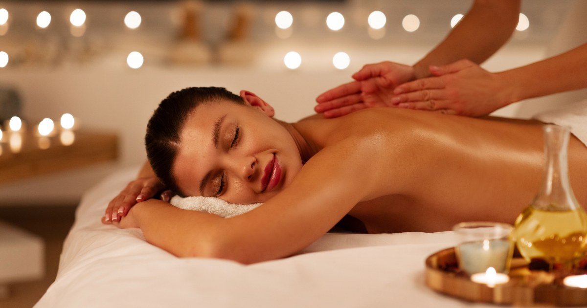 Warm oil relaxation massage